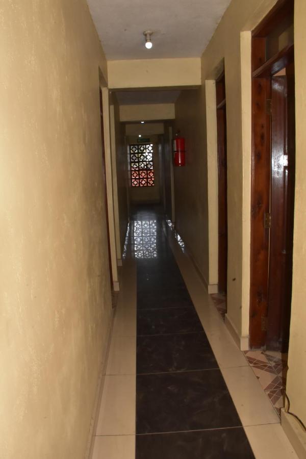 فندق Viriko Boarding House مومباسا المظهر الخارجي الصورة